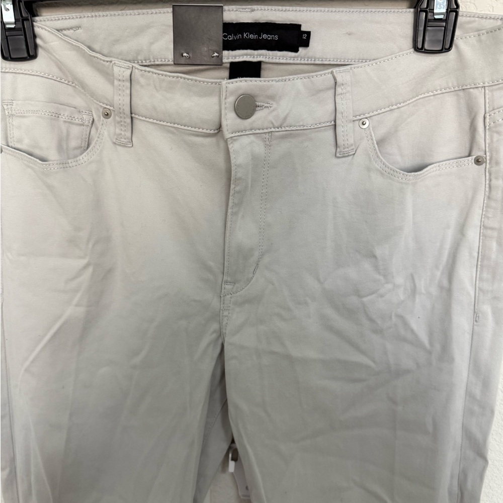 Calvin Klein Jeans Midrise Skinny Sateen Soft Pants Light Gray Captivate Size 12 - Picture 3 of 8